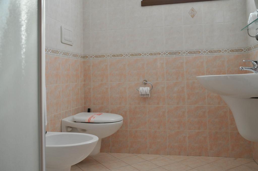 Hotel Marco Effe Местрино Номер фото