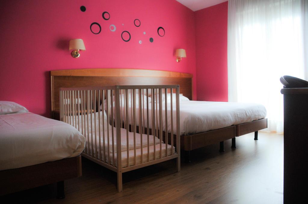 Hotel Marco Effe Местрино Номер фото
